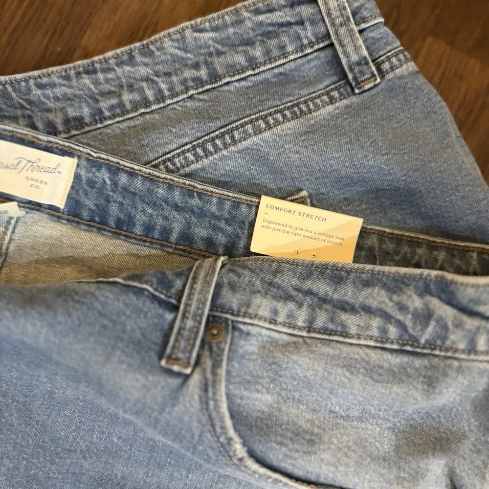 High Rise 90s Baggy Cutoff Shorts  Universal‎ Thread Goods Co Size 28 Zipper